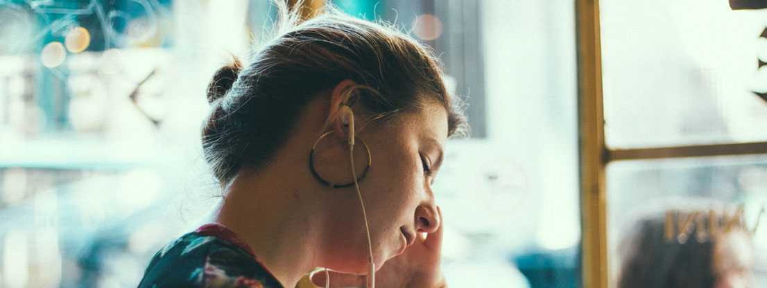 binaurale Beats können bei Tinnitus helfen